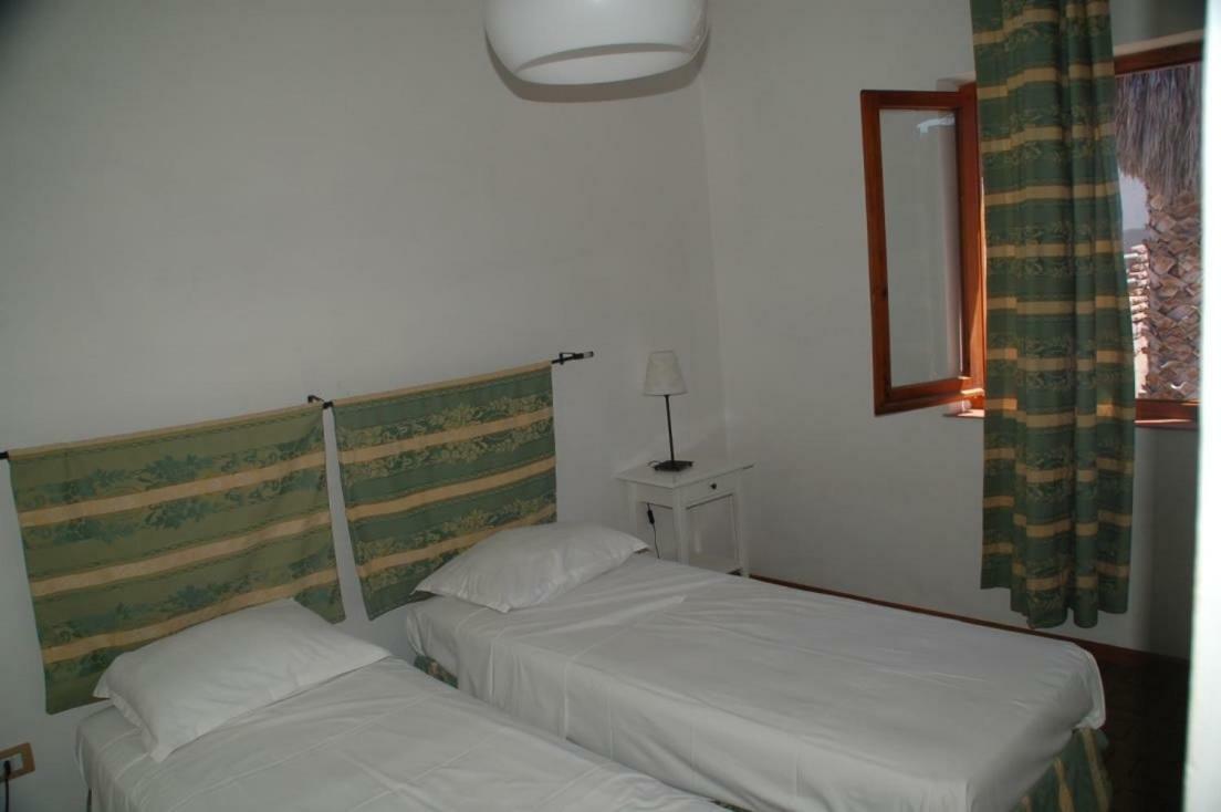 Waterfront Apartments Bosa Porto Alabe Exterior foto